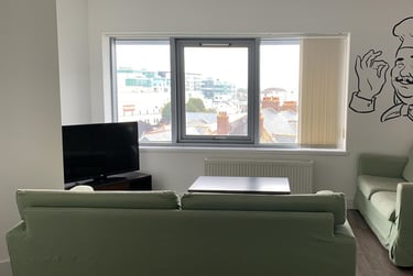 6 bed flat, 10 Kinterbury Street, City Centre, Plymouth, PL12DG - Image 3